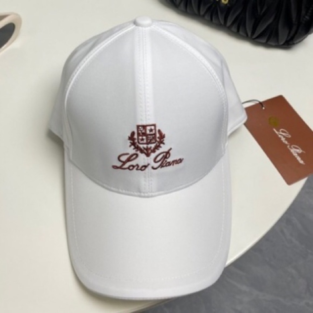 Everyday Essential Loro Piana White Hat - Picture 1 of 6